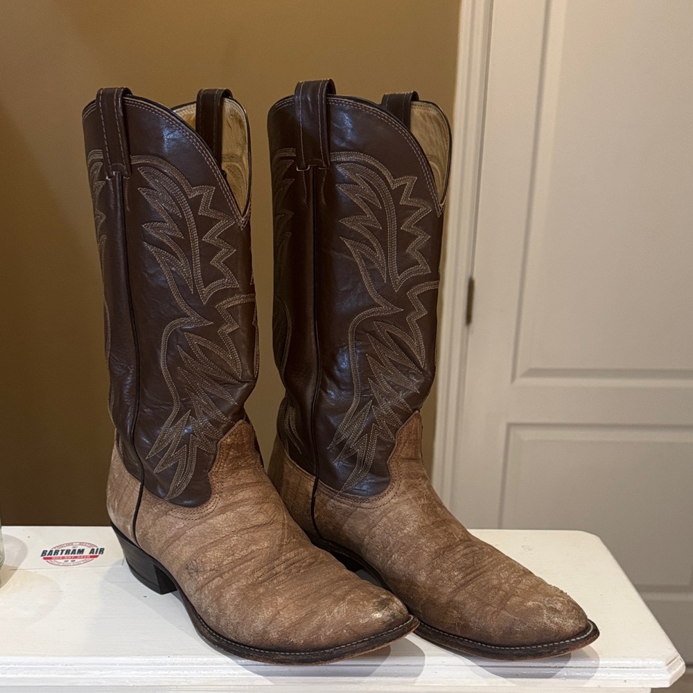 Classic Two-Tone Western Boots